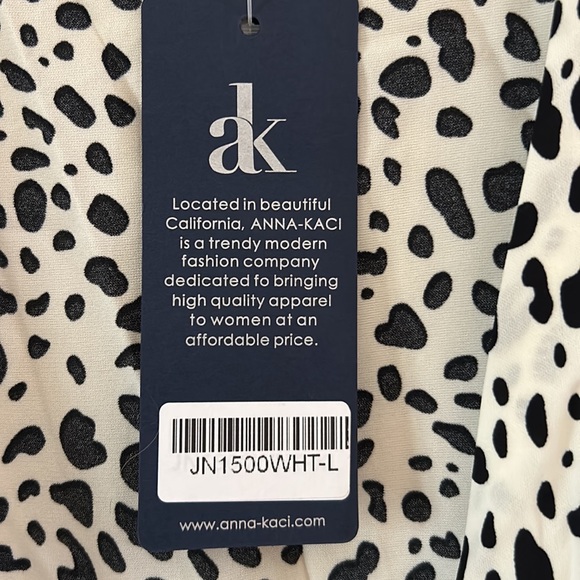 Tie Front Animal Print Romper - Picture 7 of 10